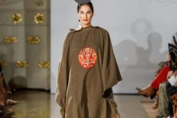 Roga abre la pasarela Colección Bridal con 22 diseños (Foto TA)